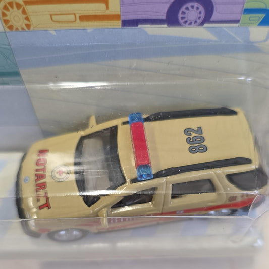 CARARAMA 1:72 Scale Notarzt German Mercedes-Benz W163 Emergency Vehicle Diecast