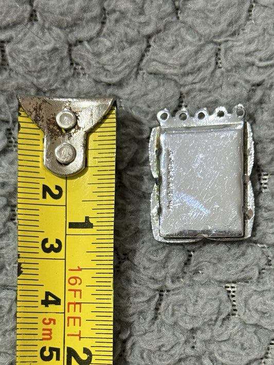 Ladies Silver Coloured Pendant Costume Jewellery Unfinished