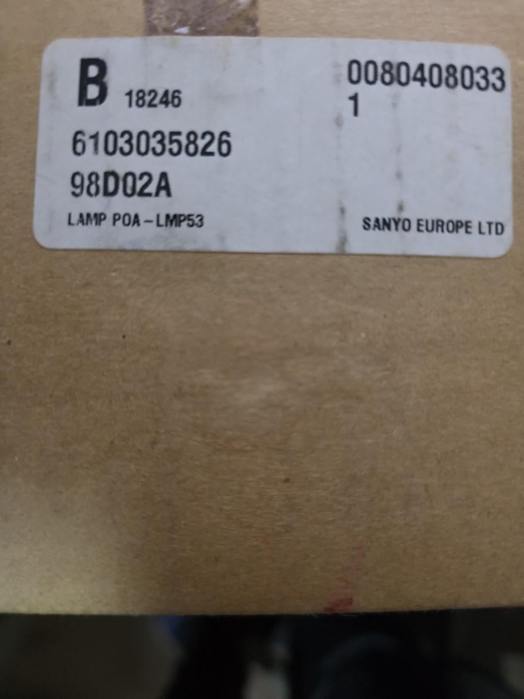 SANYO PLC-SU40 Projector Lamp 610-303-5826 POA-LMP53 Replacement