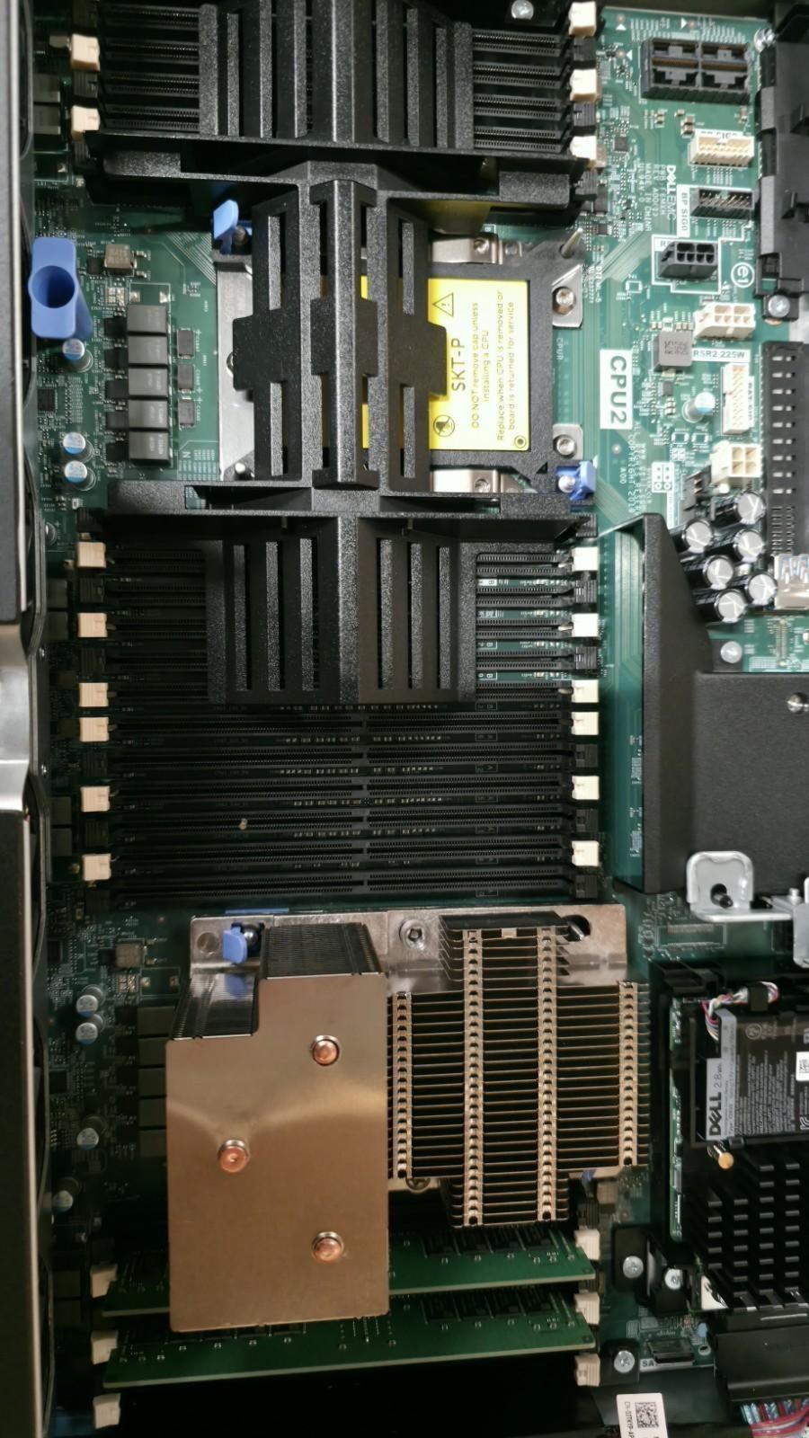 DELL PowerEdge R740XD Server 24 SFF 1x Xeon Gold 6234 3.3GHz 32GB RAM 22x1.2TB