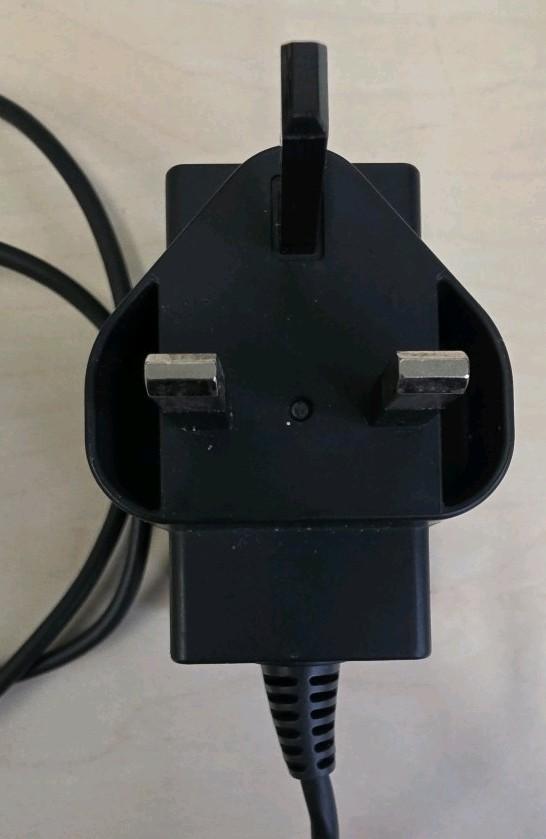 Official Nintendo Switch AC Adapter UK Genuine OEM Charger HAC-002