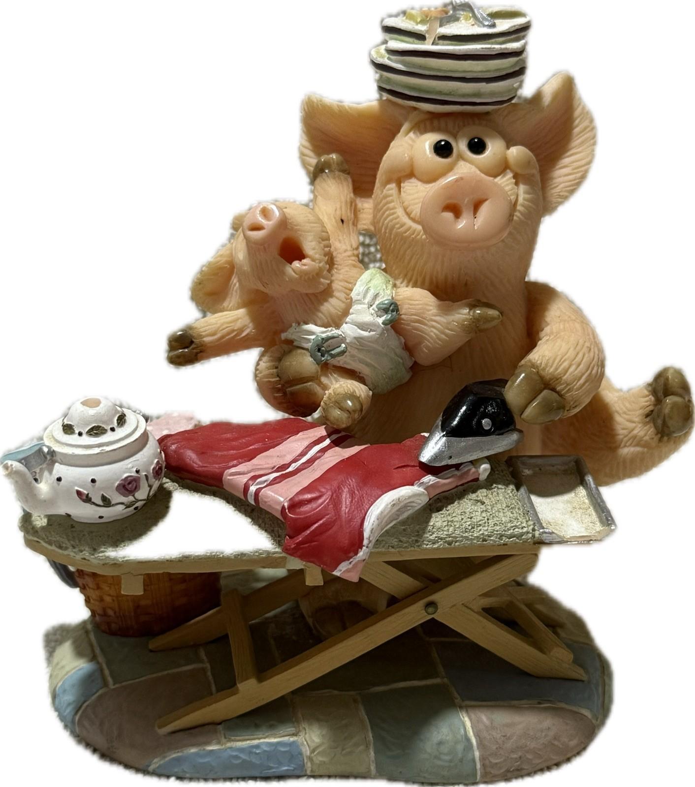 Piggin Wonderwoman 2007 David Corbridge Handmade Ceramic Figurine