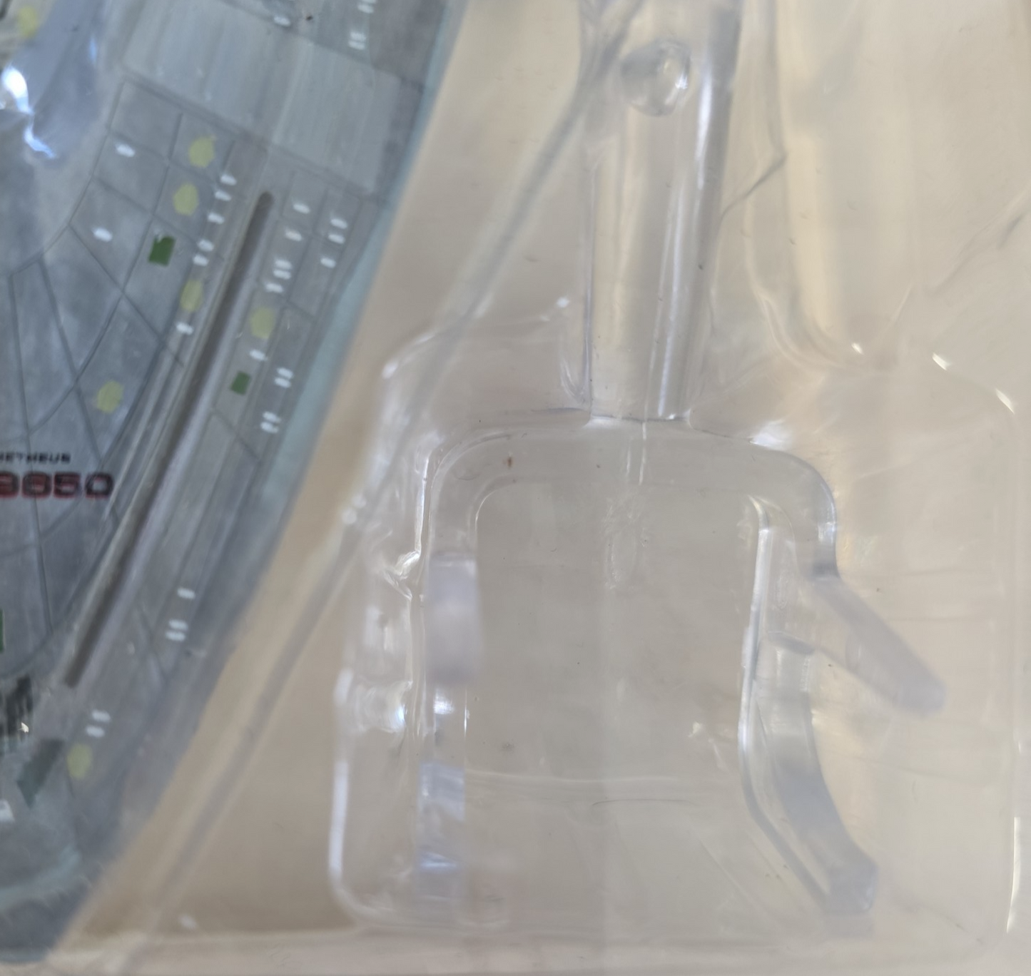 Eaglemoss Star Trek USS Prometheus NX-59650 Model Ship Collectible