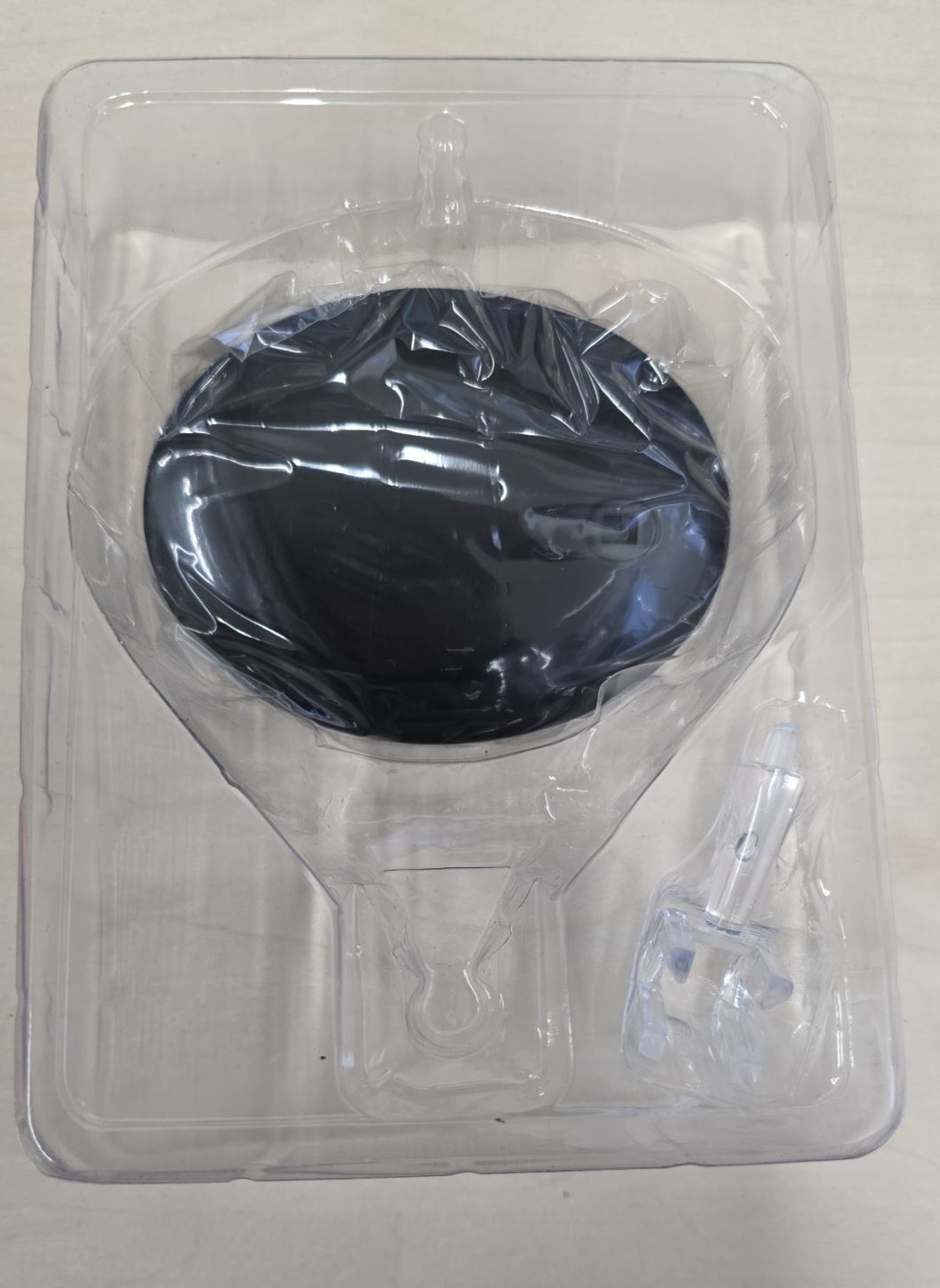 Eaglemoss Star Trek Tholian Web Spinner 4266-A/A Die-Cast Model With Stand