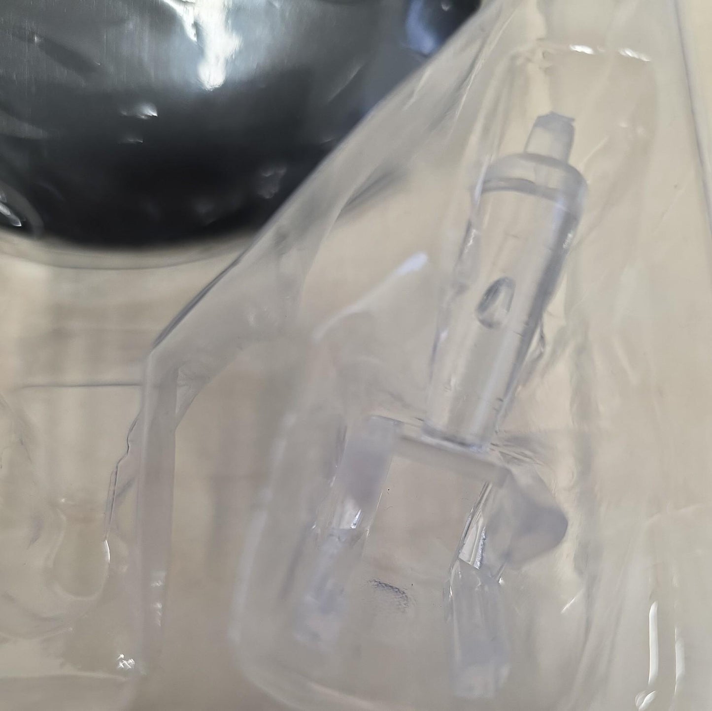 Eaglemoss Star Trek Tholian Web Spinner 4266-A/A Die-Cast Model With Stand