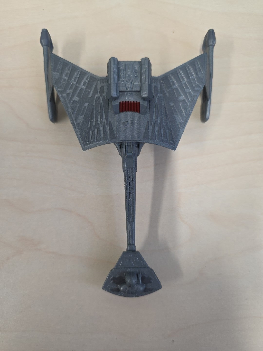 Eaglemoss Star Trek K't'inga Class Battlecruiser 0526-A/F Model With Stand