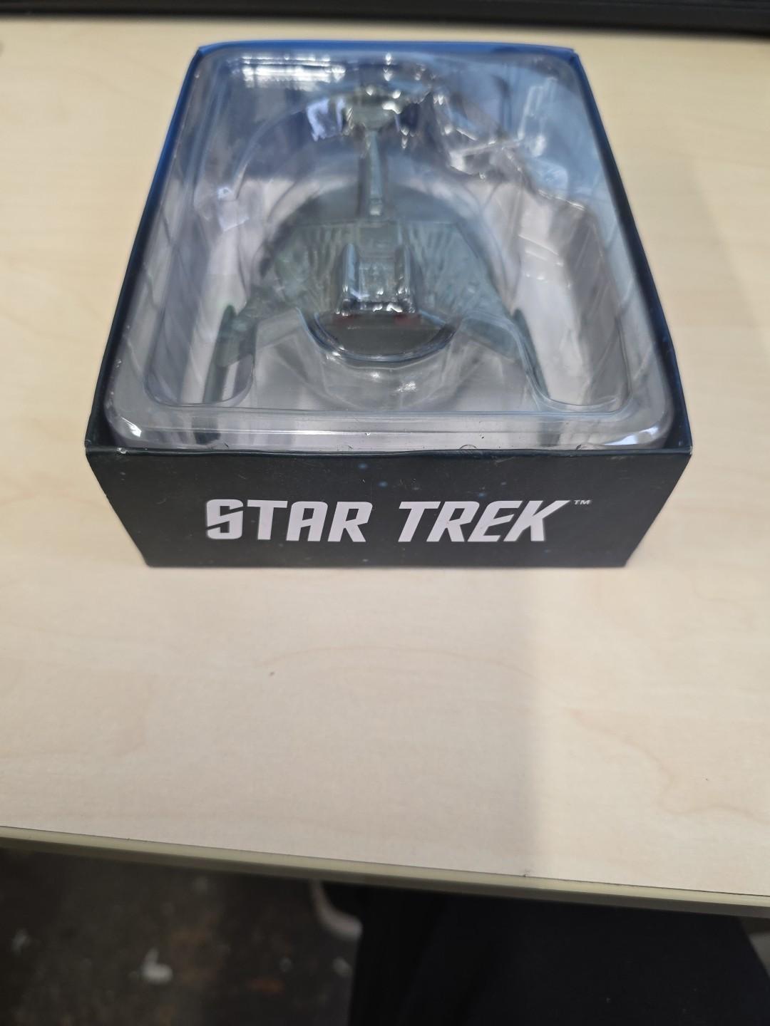 Eaglemoss Star Trek K't'inga Class Battlecruiser 0526-A/F Model With Stand