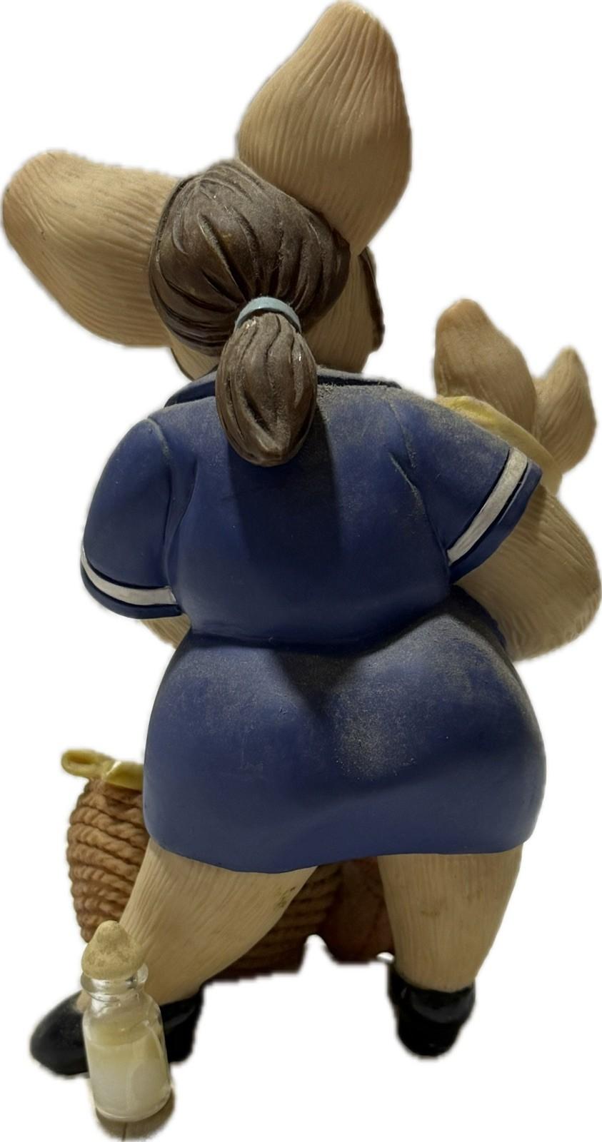 Piggin Special Delivery 2003 David Corbridge Handmade Ceramic Figurine