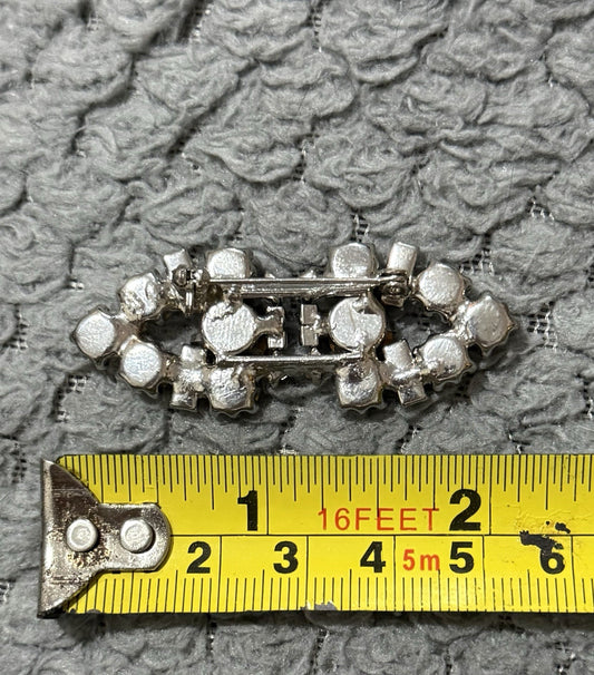 Ladies Silver Coloured Brooch Pin Costume Jewellery